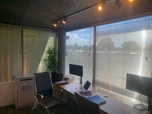 Venetian Blinds 12